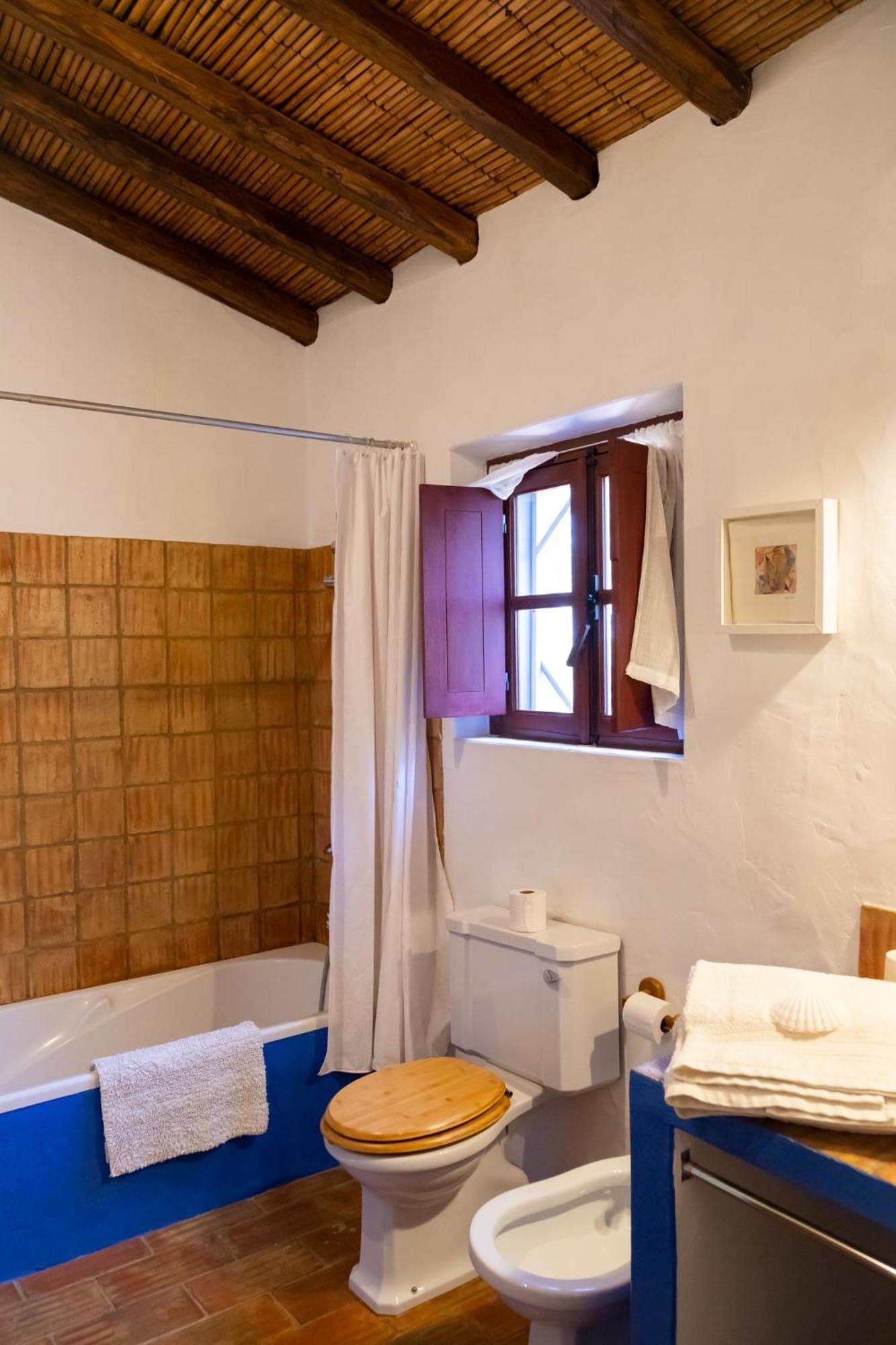 Alojamento de Turismo Rural Casas Na Vinha - Monte Da Casteleja, Wine Estate - Eco Lagos